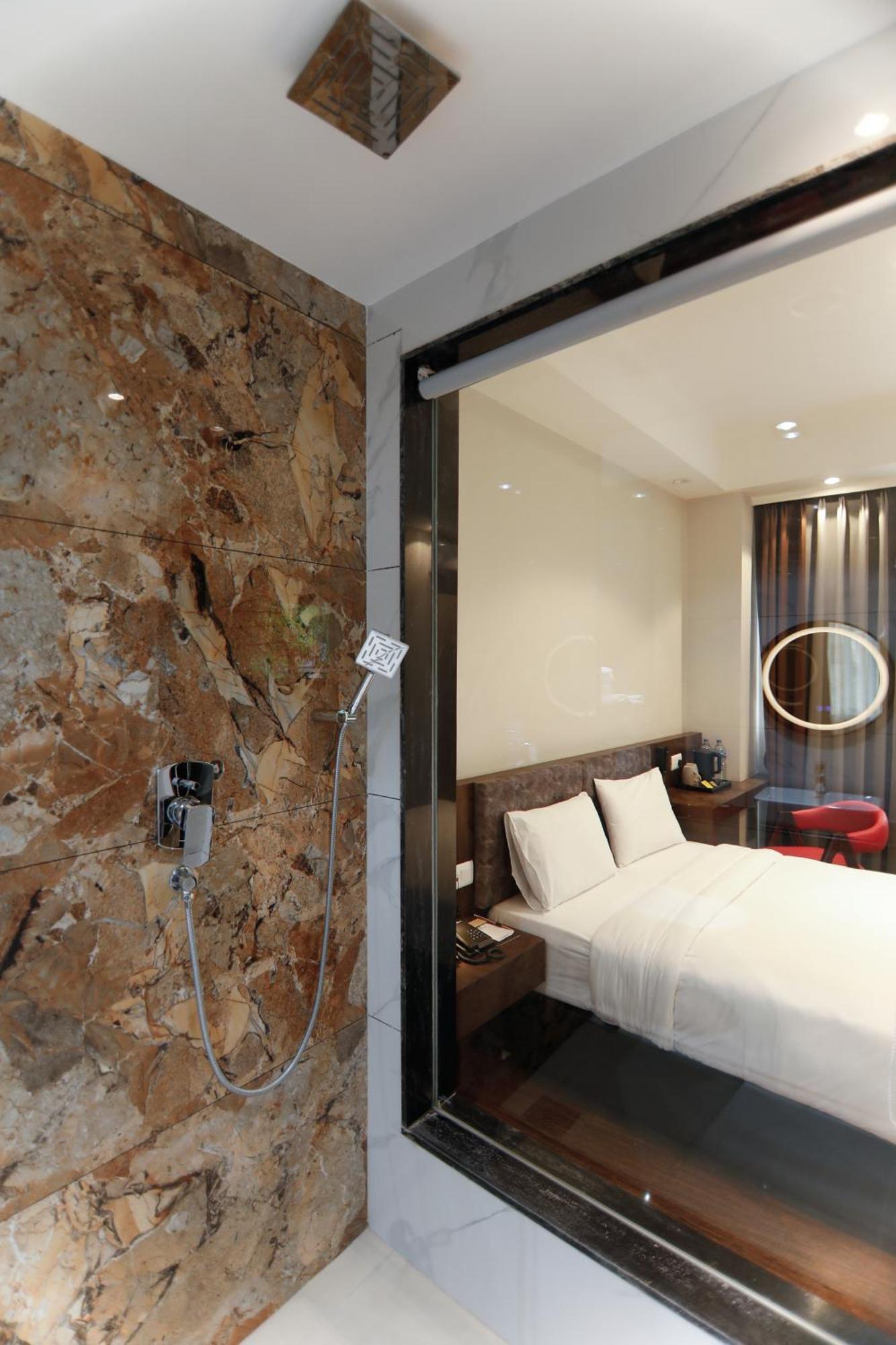 Lakhey Hotel กาฐมาณฑุ ภายนอก รูปภาพ